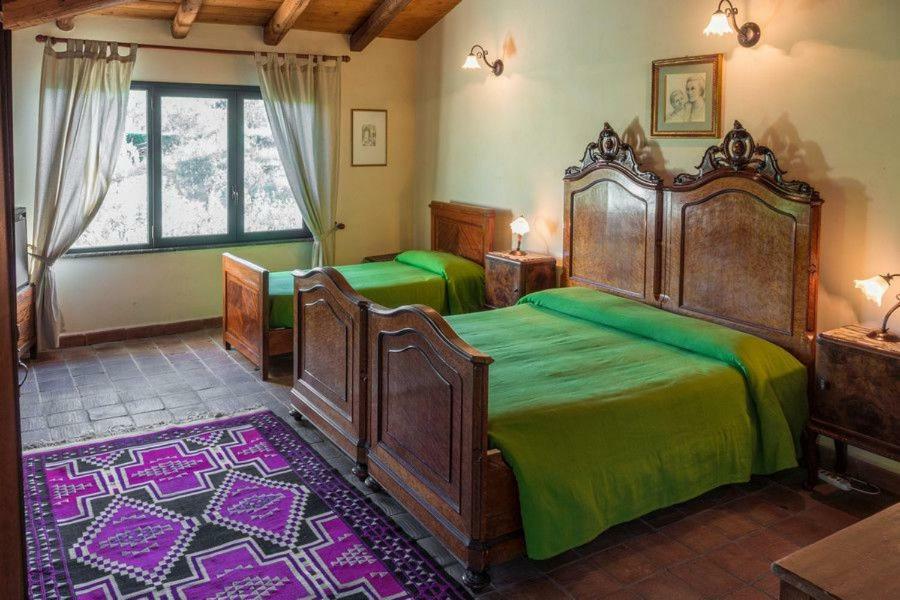 Bed And Breakfast Il Glicine Piedimonte Etneo Exterior photo